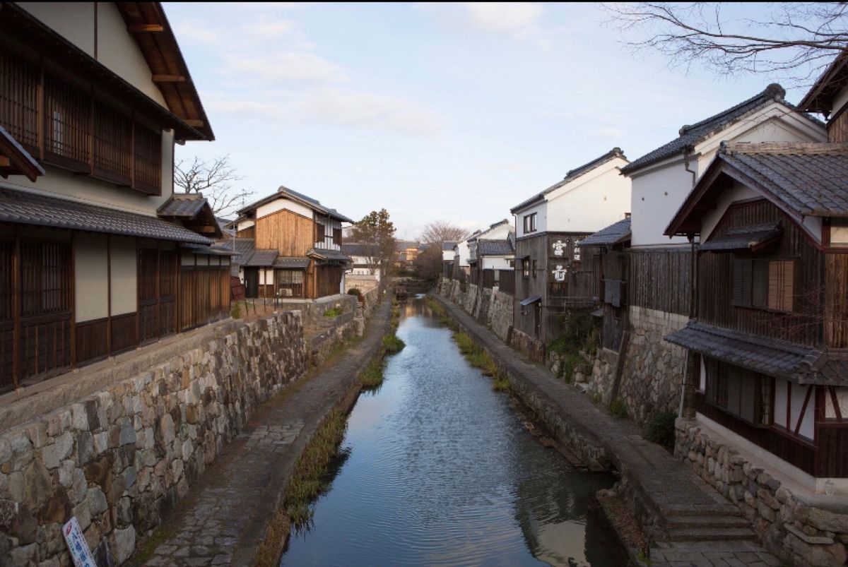 滋賀県彦根市
●彦根藩の門
滋賀県近江八幡市
●日牟禮八幡宮
●日牟禮八幡...