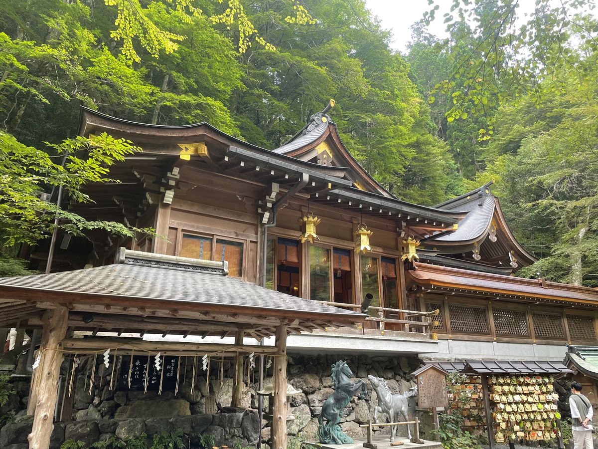 京都・貴船神社を参拝。本宮だけでなく、奥宮まで行ってきました。