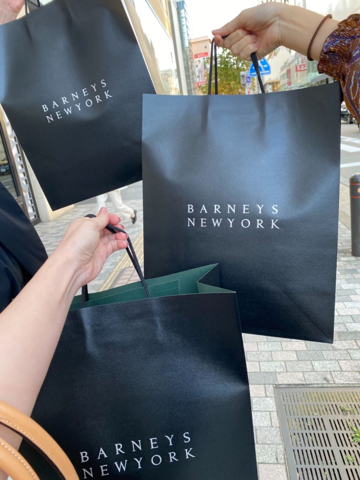 3人ともこの日は爆買いするって心に決めてたから
リミッター外れまくりで
日...