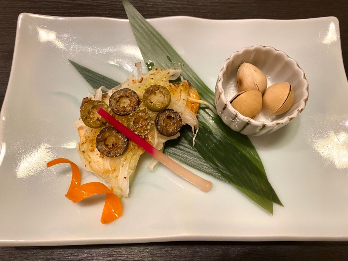 欲望の塊みたいな1日の締めは
3人のお気に入りのお寿司屋さん🍣
すし割烹 ...