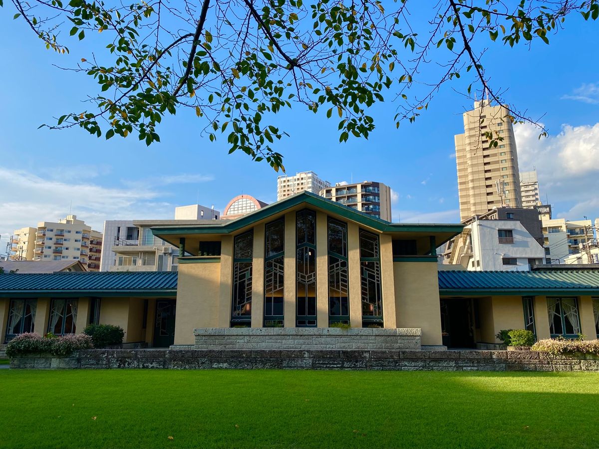 国の重要文化財
フランク・ロイド・ライトによる
自由学園明日館

ずっと見...
