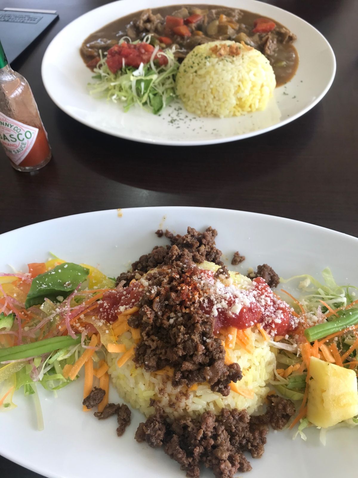 食べたもの色々。
ミルミル本舗の店舗はステキな所にあって、勤めたいと思った...