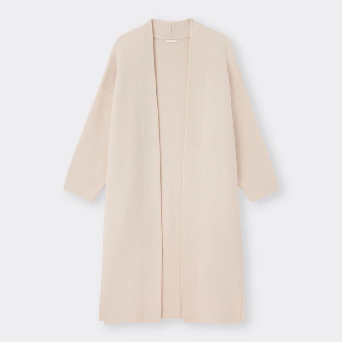 仙台駅近く

寒い…寒いよ、仙台…
福岡だと半袖でも暑いくらいだから
薄手...