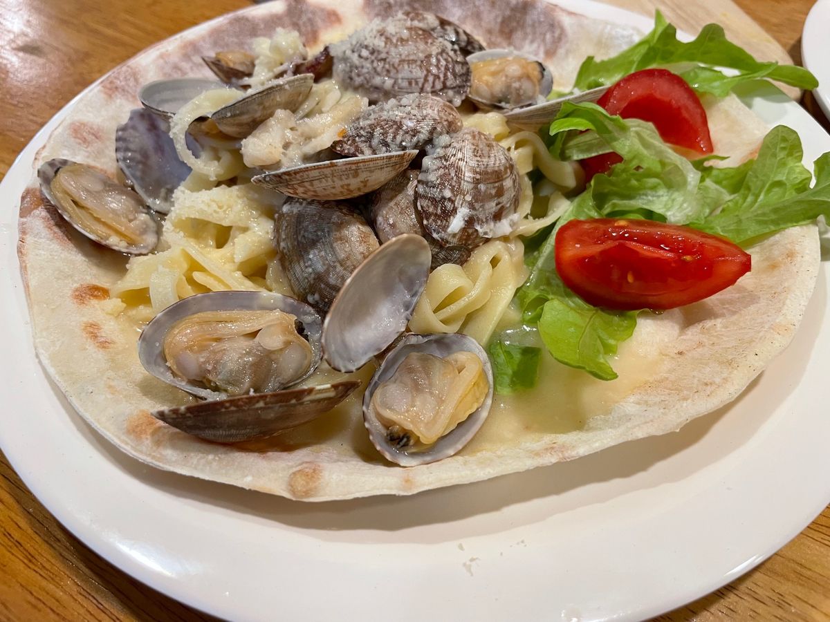 翌日、ランチで行ったスモーク料理屋さん♡
雰囲気もお料理も最高ーー♡