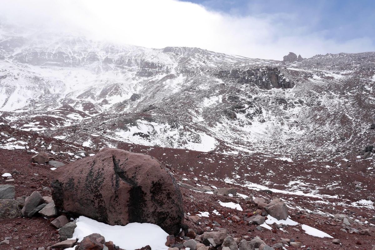 地球の中心から世界で最も遠くにあるチンボラソ山。
5,100mまでは気楽に...