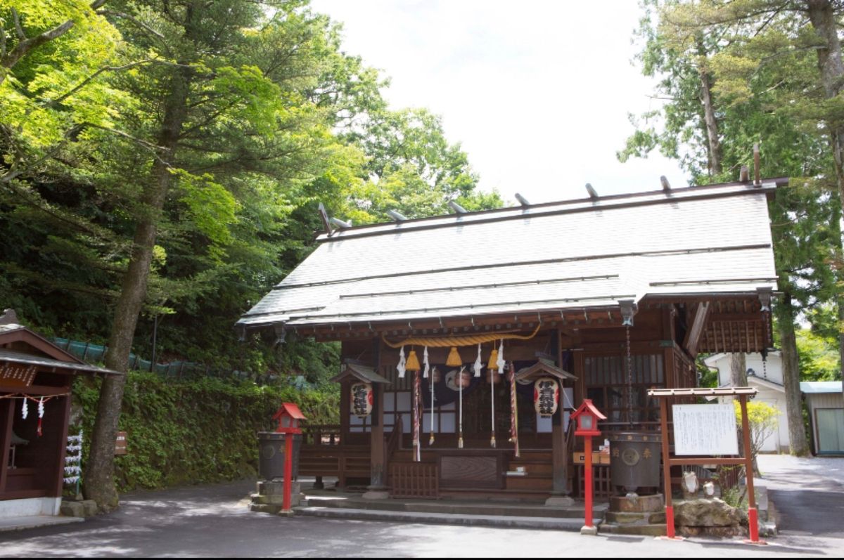 群馬県渋川市
●ハラミュージアムパーク
●伊香保神社の鳥居
●伊香保神社
...