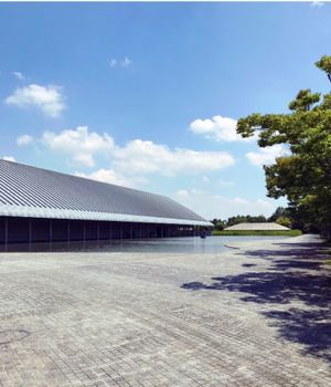 滋賀県守山市
●佐川美術館

素敵な美術館だった。必ずもう一度行く。
