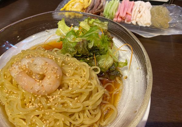 日本・松島「解除記念に初東北の仙台」の写真：お昼は龍亭さんの冷やし中華、凉拌麺。
冷...