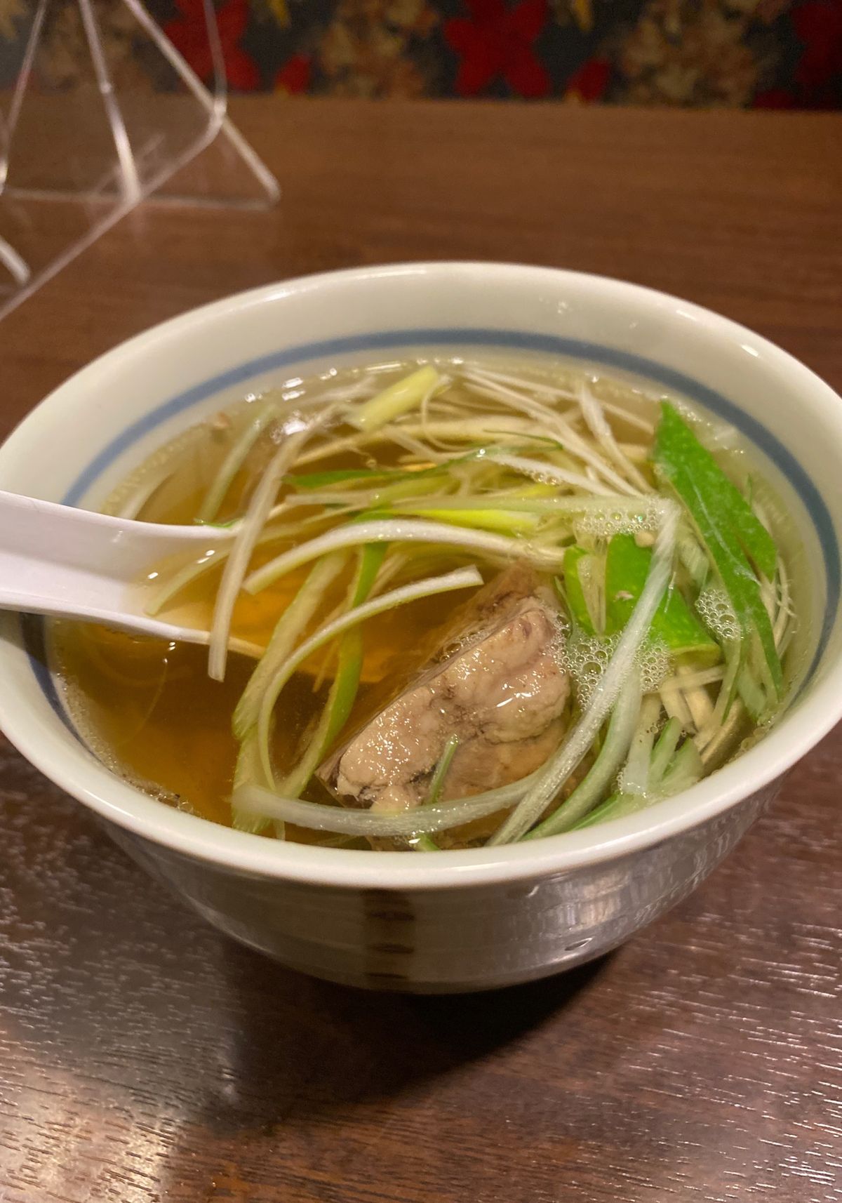 夜はやっぱり牛タンにビール。
一仙さんの厚切り牛タンに熱々テールスープ。
...