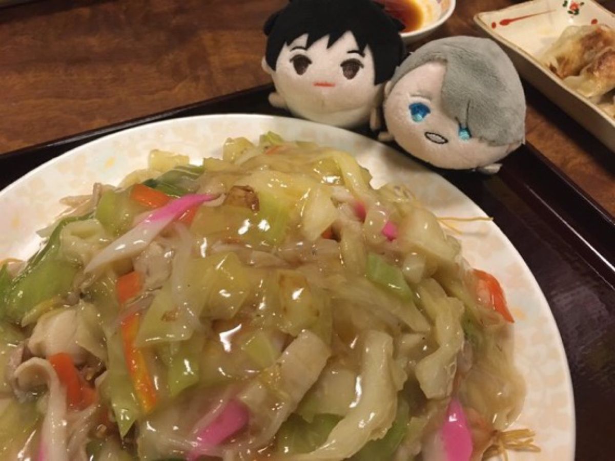 長崎は美味しいものがいっぱいあるよね〜。手当り次第に買ったカステラで帰宅後...