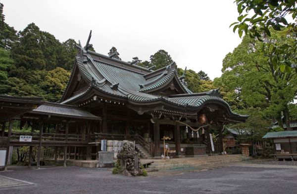 日本・茨城県「筑波山ドライブ」の写真：残念ながら雨の筑波山神社。