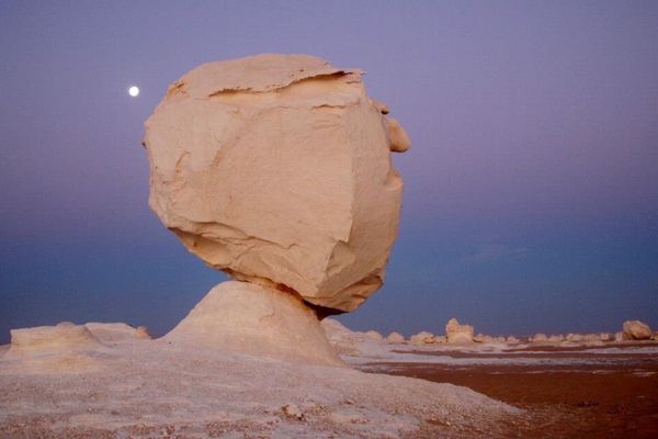 エジプト・Cairo「７ヶ月２８ヶ国世界一周（エジプト）」の写真：夜明け前の白砂漠