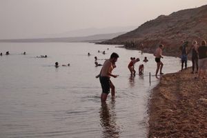 定番の死海。
塩分濃度高すぎて数分しか水には浸かれませんでした。
エルサレ...