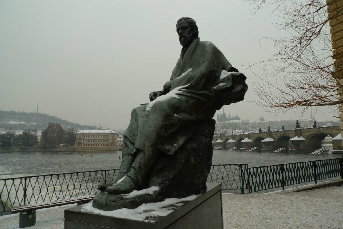 冬にチェコは観光どころでない