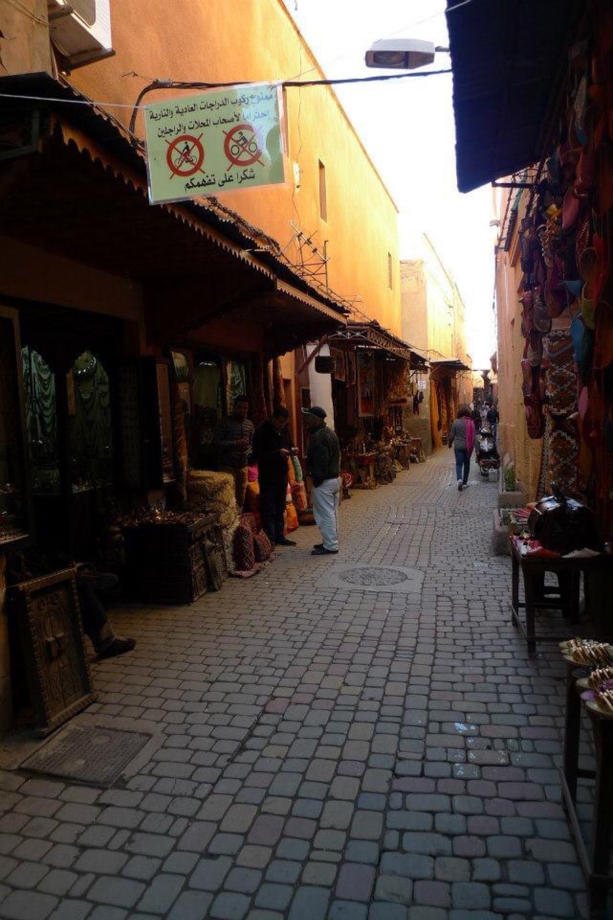 マラケシュの町歩き。迷う