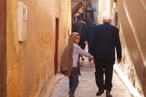 モロッコ・Marakesh「７ヶ月２８ヶ国世界一周（モロッコ）」の写真：フェズの路地は狭い！