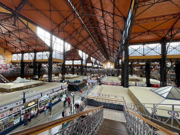 ハンガリー・ブダペスト「車で中欧へ」の写真