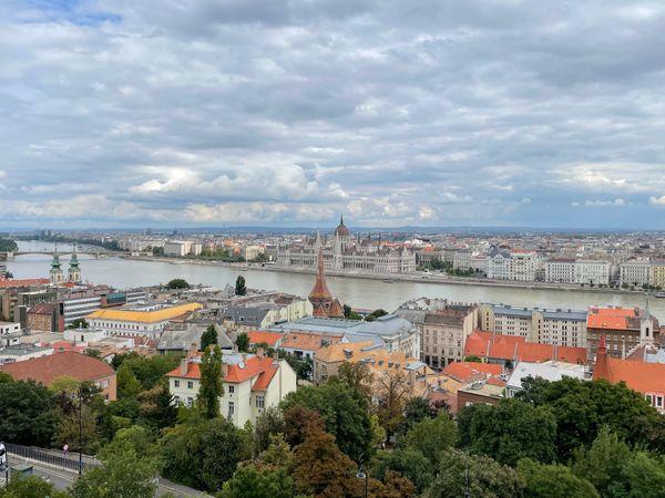 ハンガリー・ブダペスト「車で中欧へ」の写真