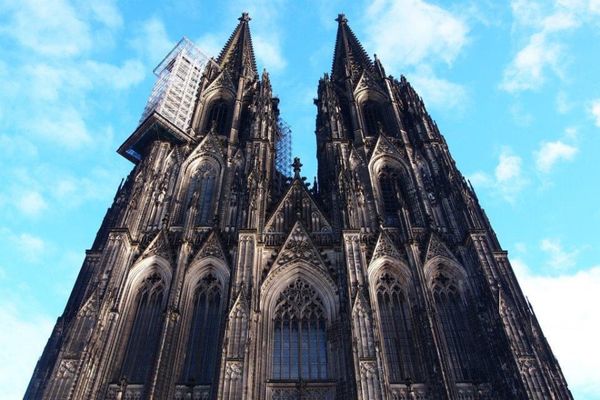 ドイツ・Koln「７ヶ月２８ヶ国世界一周（ドイツ）」の写真：ケルン大聖堂の外観