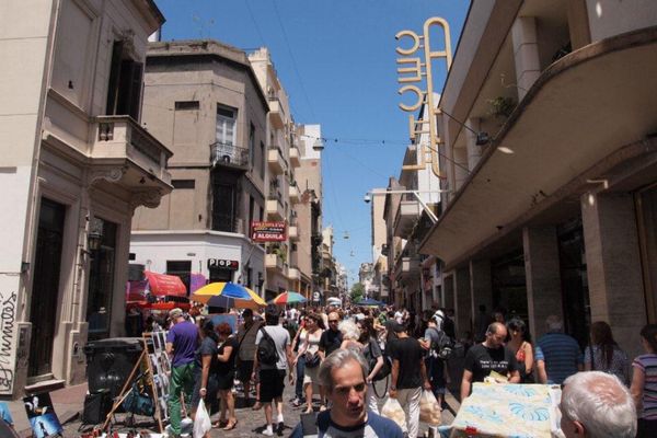 アルゼンチン・BuenosAires「７ヶ月２８ヶ国世界一周（アルゼンチン）」の写真：ブエノスアイレスの中心部