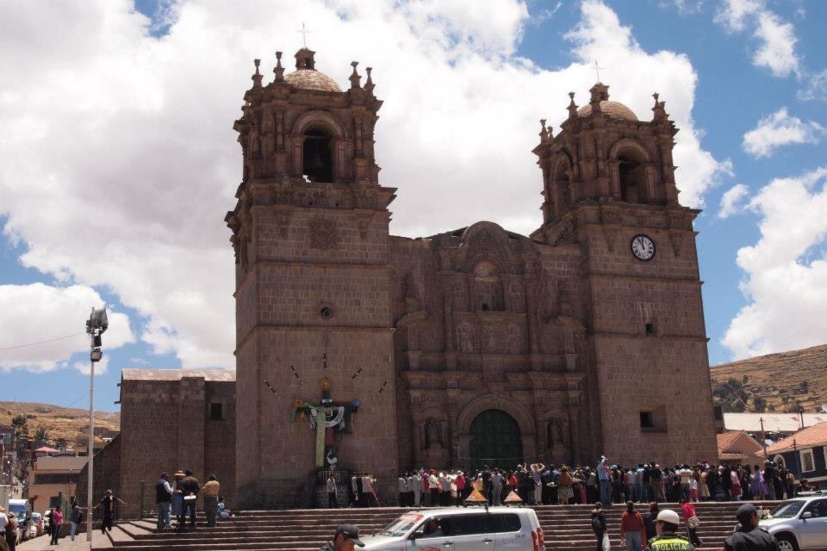 ペルーのプーノの街
こじんまりしていて良いところ