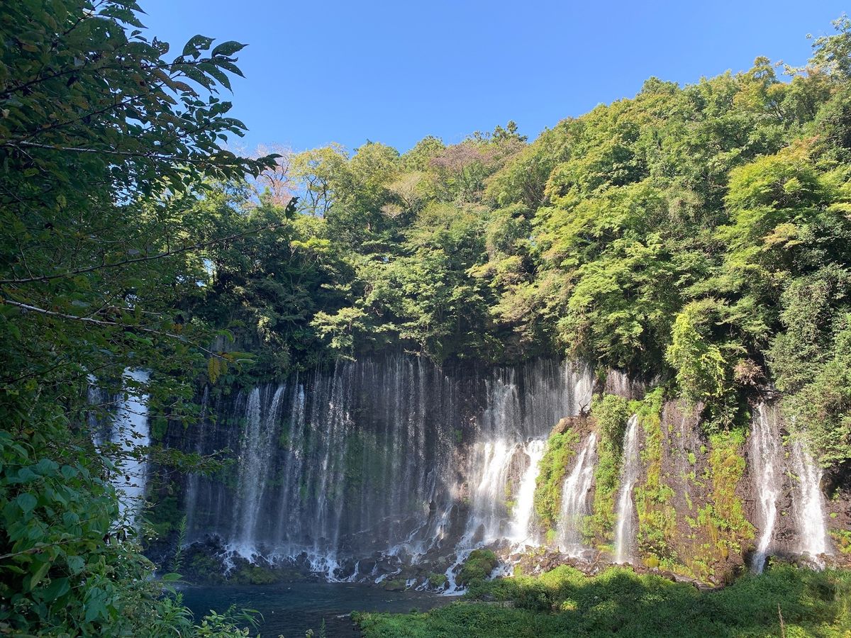長野の白糸の滝とはまた全然違いますね😯あたし的にはもう1つ近くにあった音止...