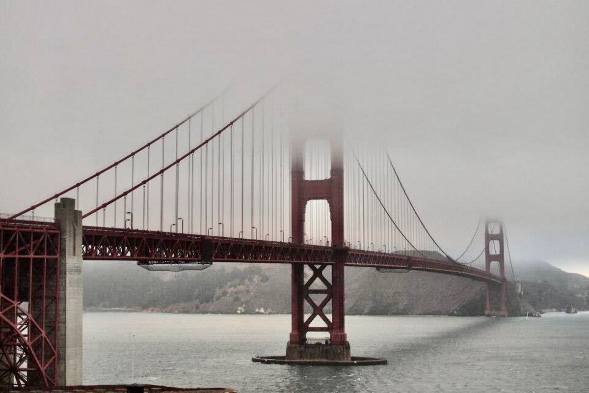 曇っていたゴールデンゲートブリッジ