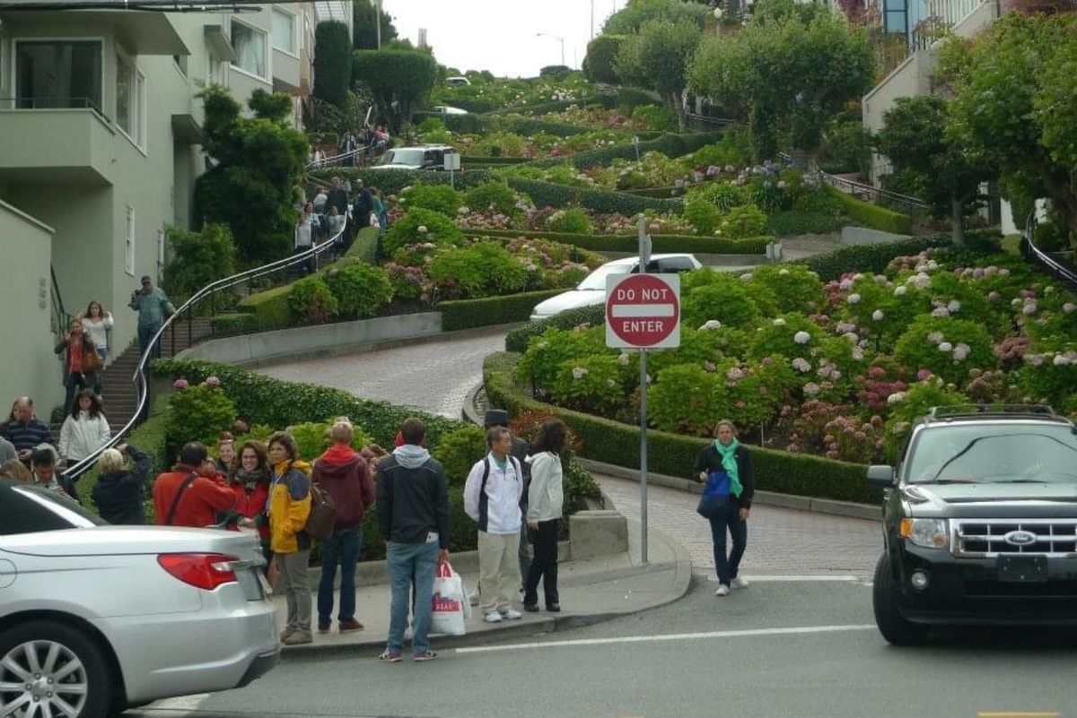 サンフランシスコは坂がキツイ