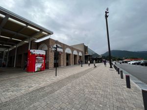 談合坂サービスエリアにてお昼休憩

ラーメン大皇の焼きそば