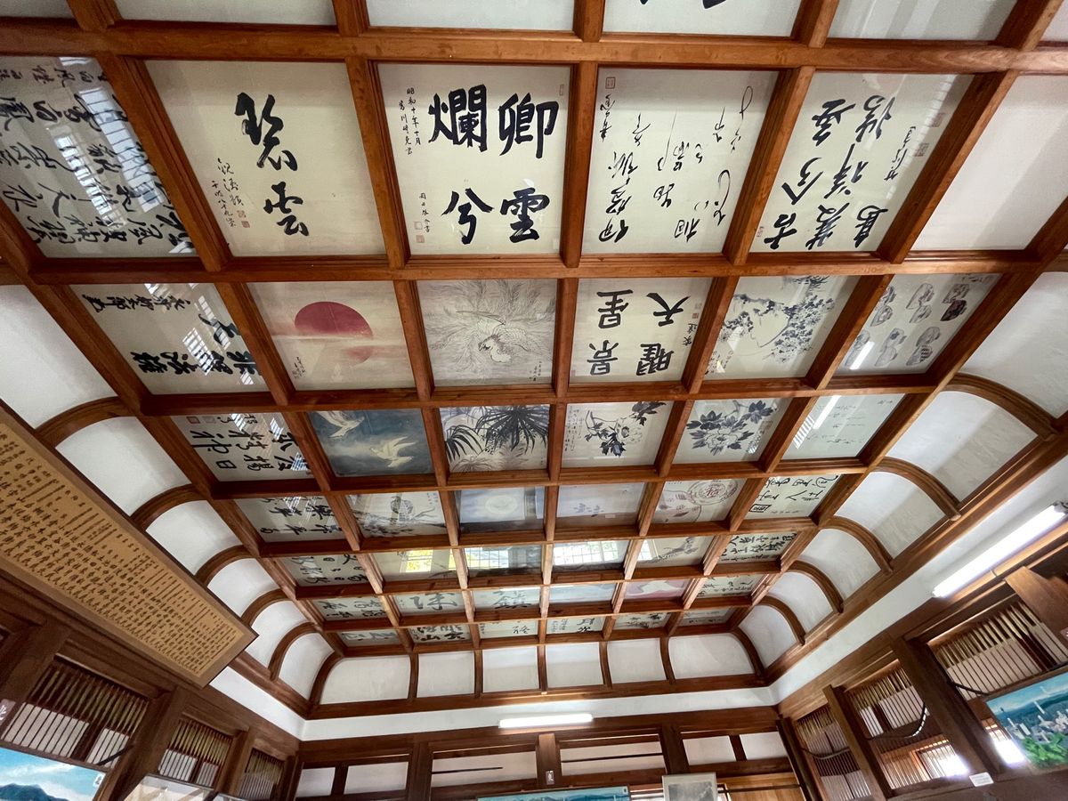 伊賀上野城。天守は昭和10年に再建されたものだそうです。