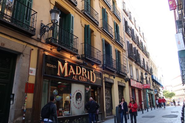 スペイン・バルセロナ「スペイン」の写真：マドリード