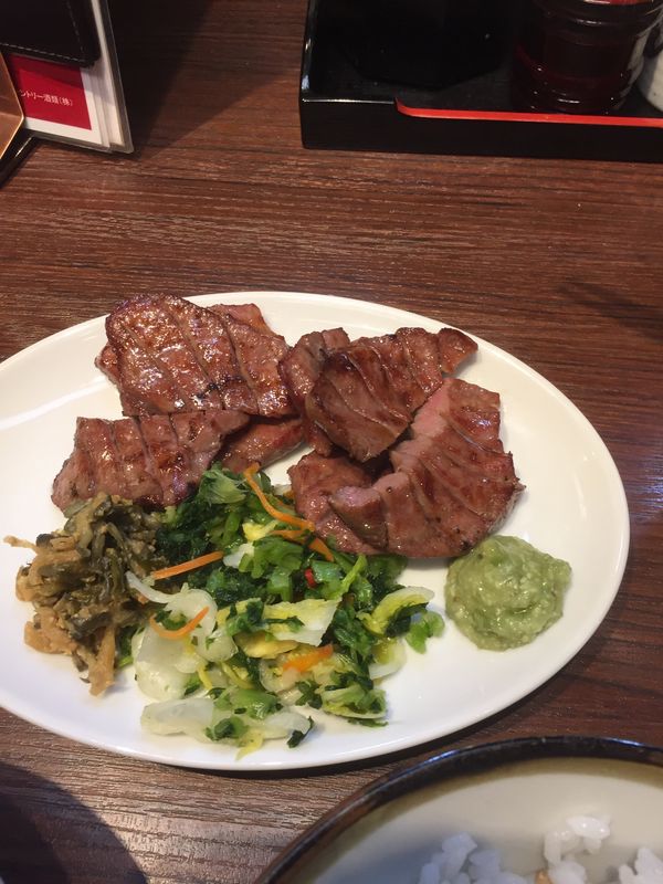 日本・福島県「牛タンついでに吾妻磐梯スカイライン、ん、どっちがついで？」の写真