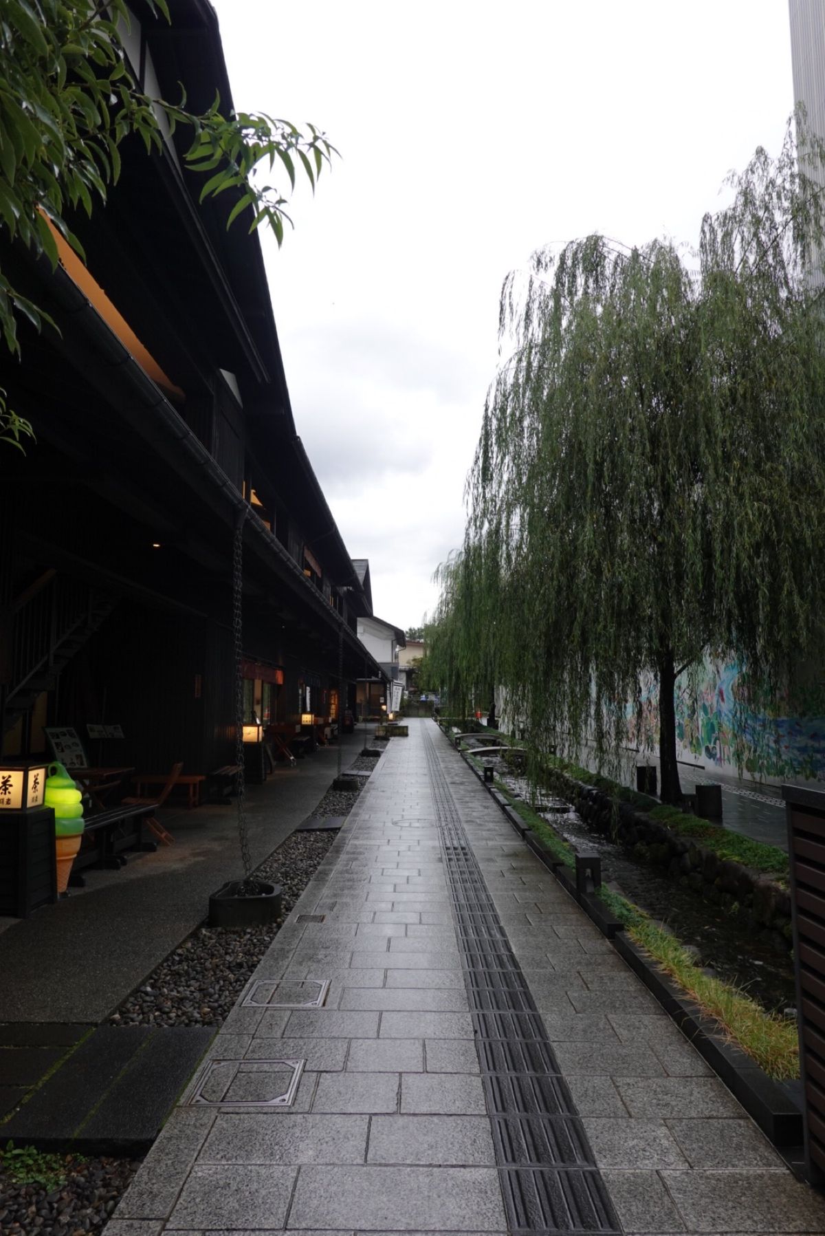 1日目
後半は待ちブラして夜は山形駅近くの展望台へ