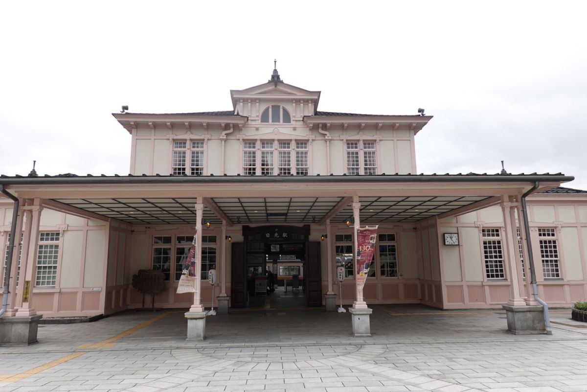 日光駅から華厳の滝、中禅寺湖へ
霧がすごいけど中禅寺湖のほうに行ってみると...