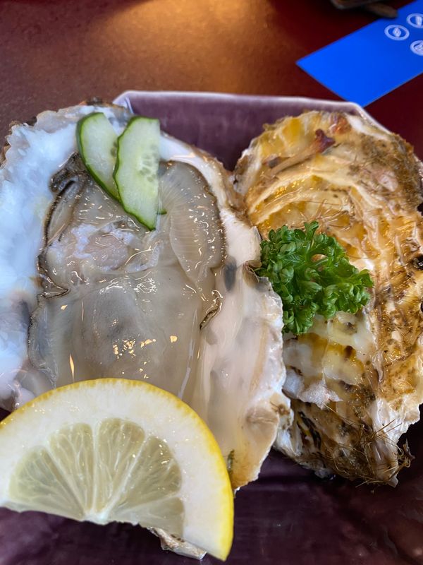 日本・宮城県「宮城旅！ちょっと山形！」の写真：かき！
海鮮丼！