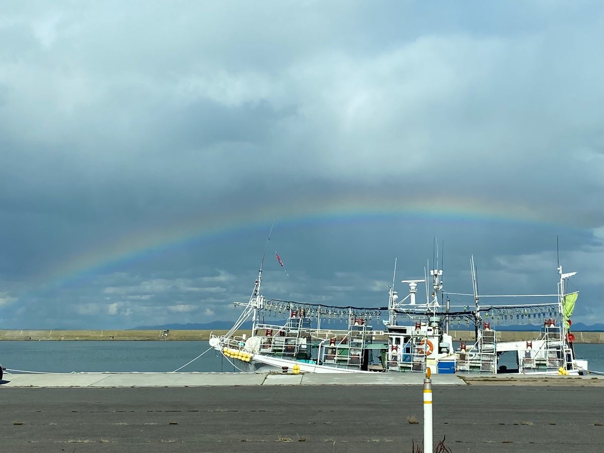 巨大しゃこちゃん像にも立ち寄ってみた。
