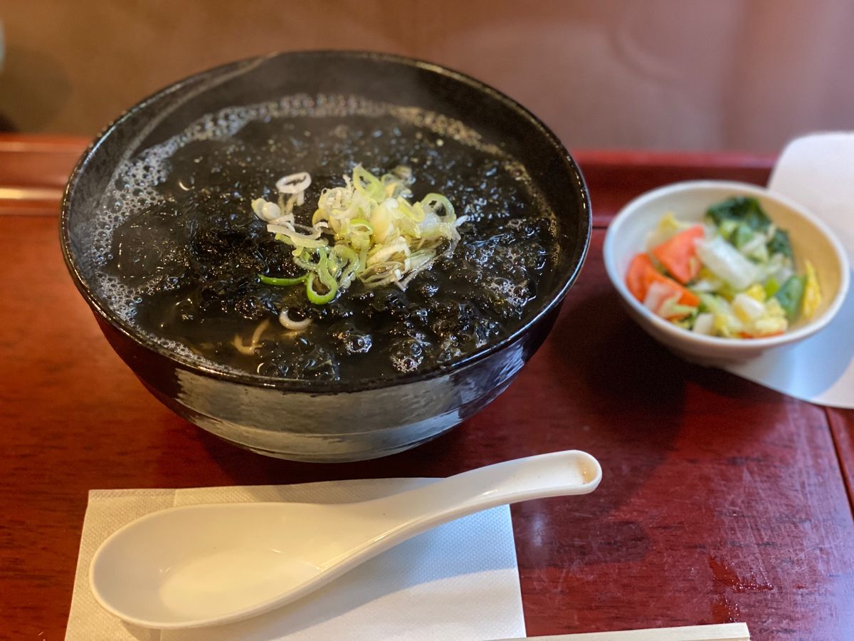 そばのはな

早朝に到着してお昼の時点で
すでに色んなストレスでぐったり
...