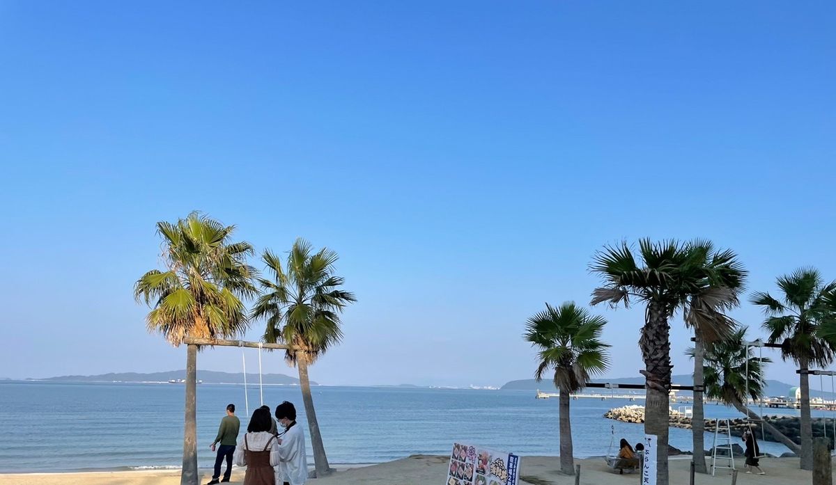 糸島
空も海も青くて気持ち良かった☺️