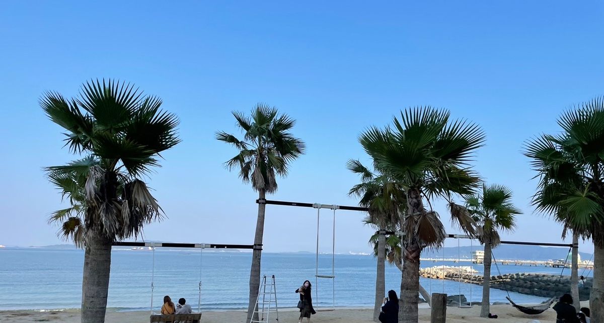 糸島
空も海も青くて気持ち良かった☺️