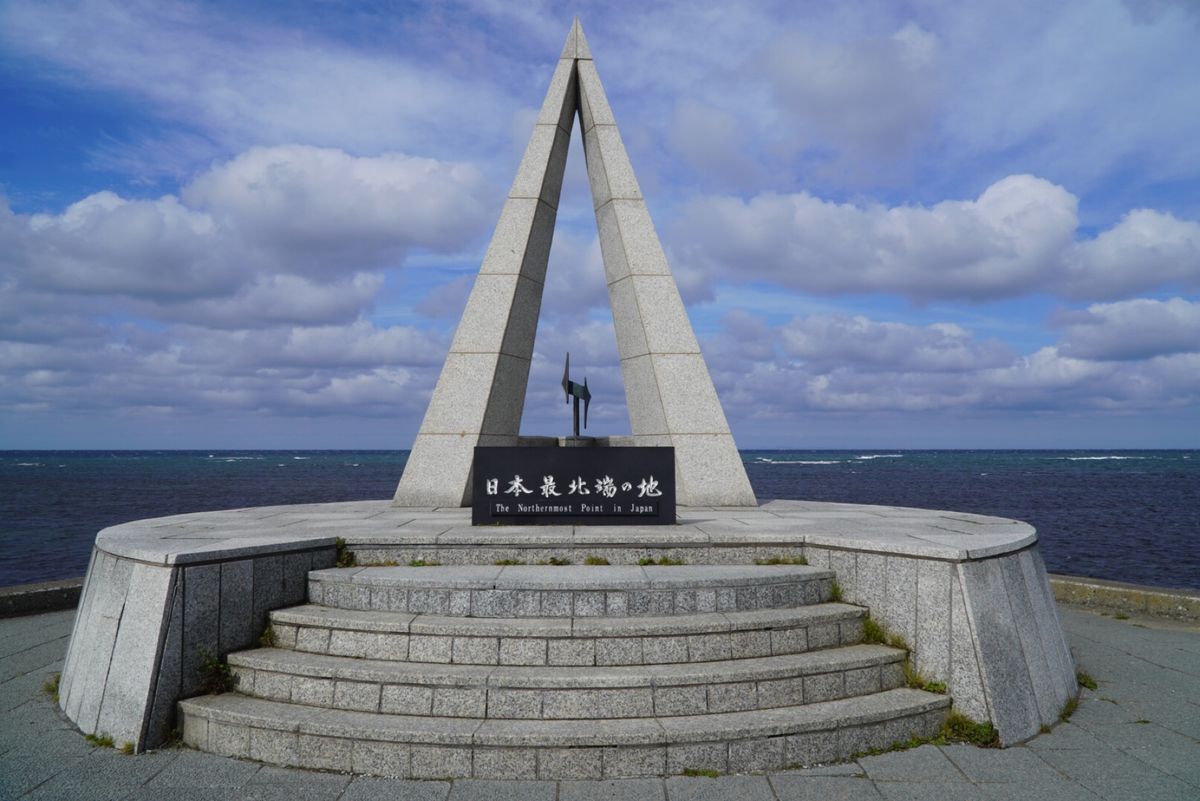 二泊三日の旅。最北端は景色が素晴らしく、新鮮な魚介類の味は今まで食べた物の...
