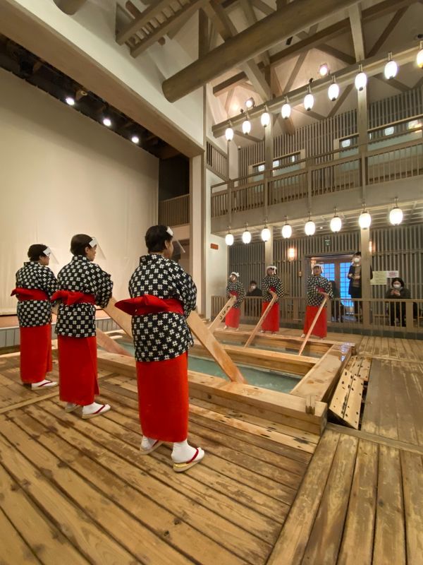 日本・湯畑「草津温泉　2021.11」の写真