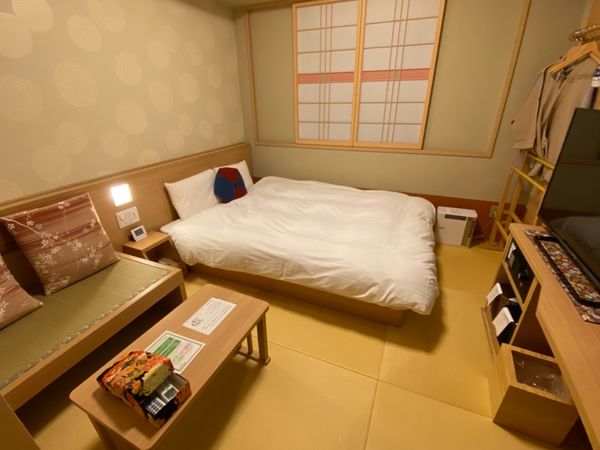 日本・石川県「日帰りはしんどいので前泊する金沢出張」の写真：天然温泉 加賀の宝泉 御宿 野乃金沢

...