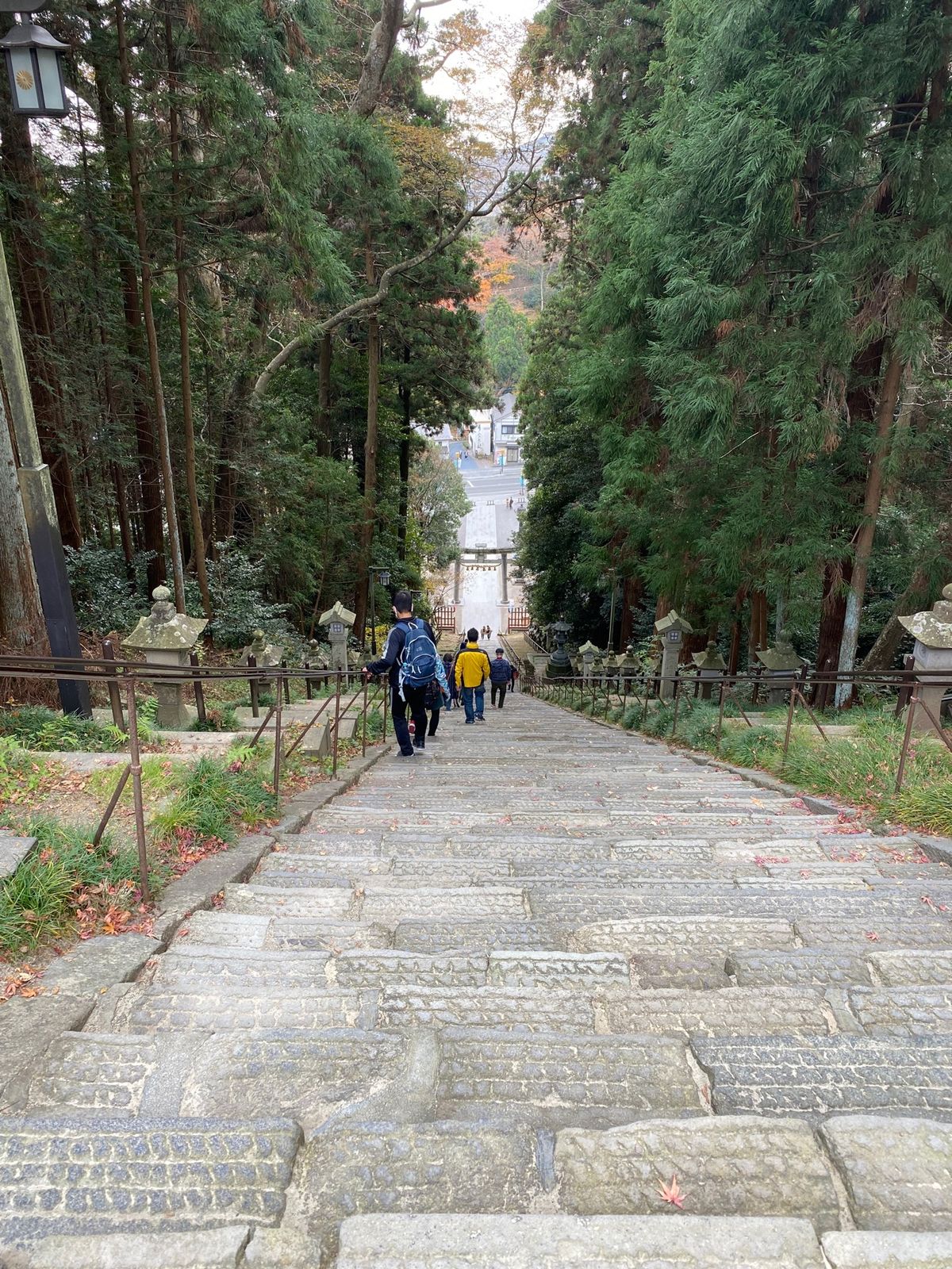 宮城県へ移動。
塩竈神社へ。