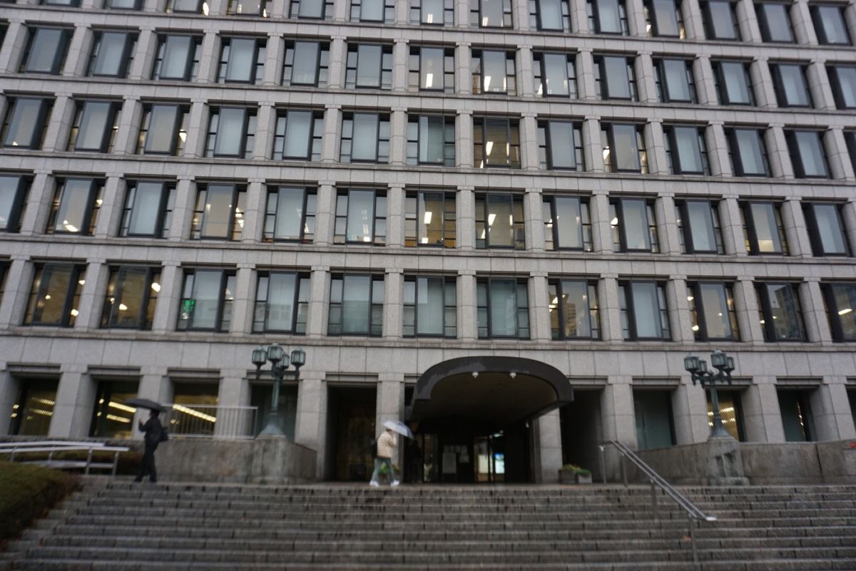 雨がひどくて近くにあったお店に避難して昼食
お店を出たら雨が小降りになって...