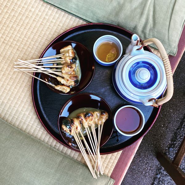 日本・京都府「おかあさんと京都さんぽ」の写真：あぶり餅、おいしかったー。
良いご縁、お...