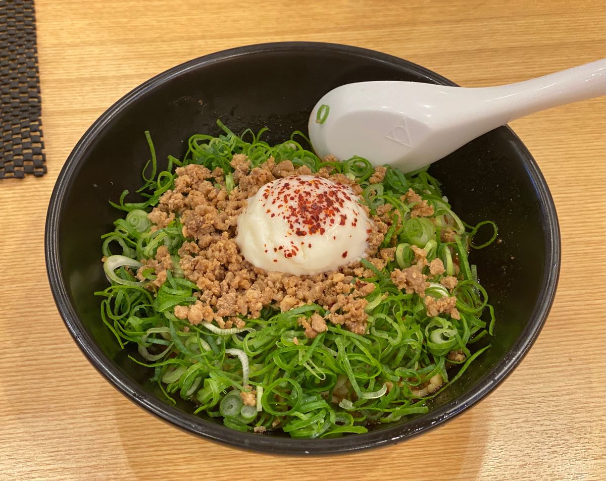 廣島つけ麺本舗 ばくだん屋 エキシティ店

広島在住の同僚とランチ
ばくだ...