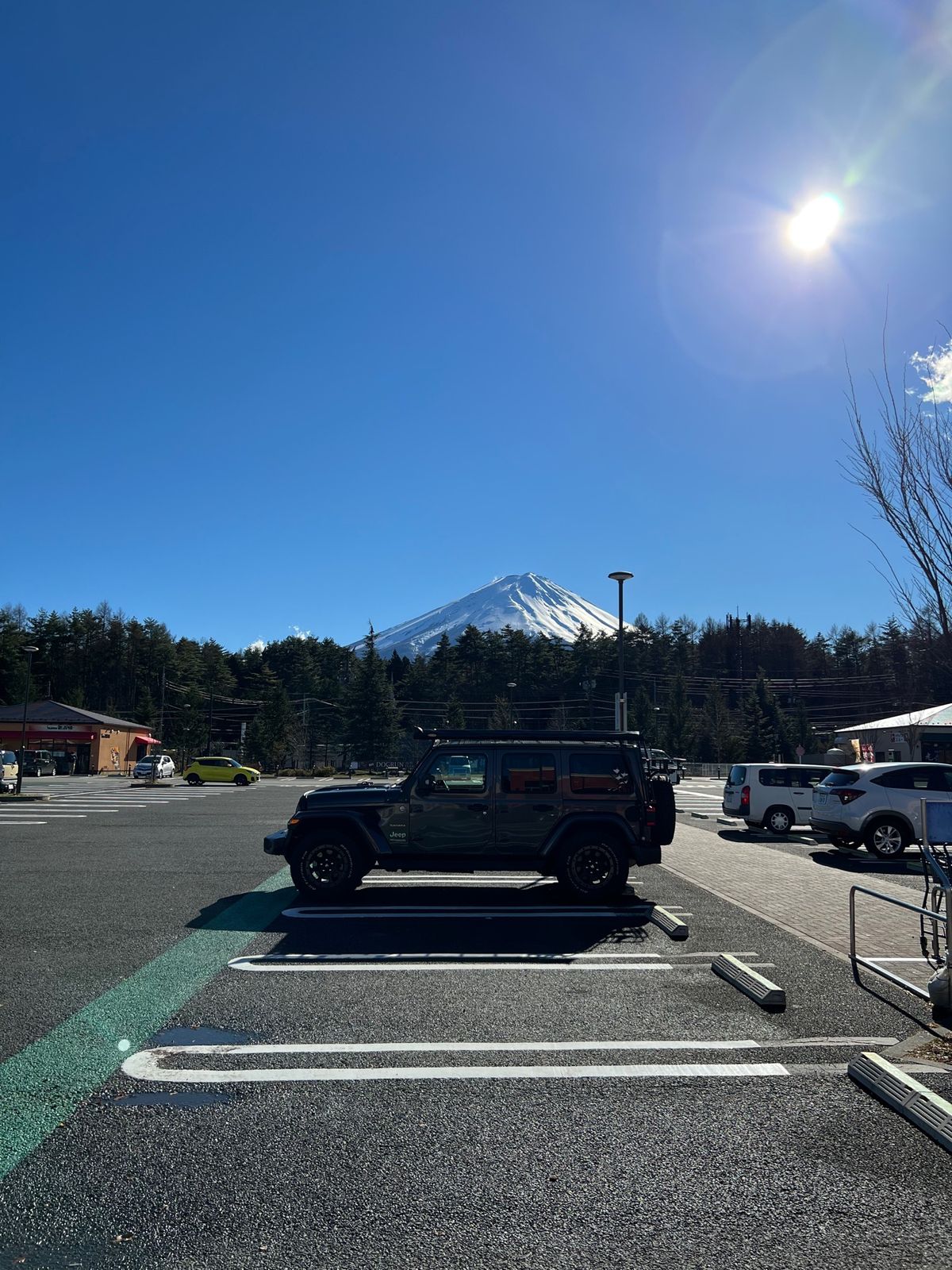 マックスバリュ富士河口湖店で夕飯の買い出し。
鍋します！