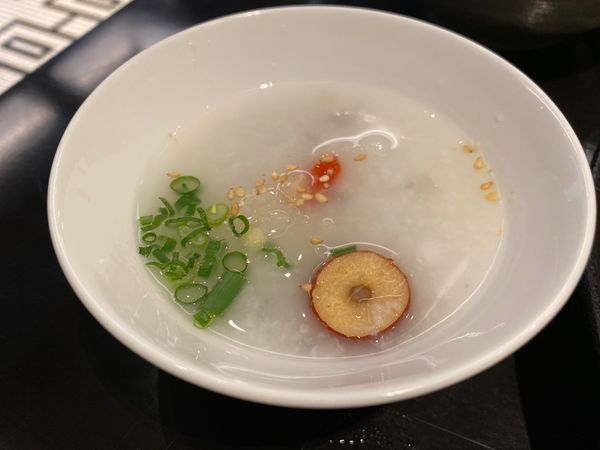 日本・博多「お誕生日を福岡で」の写真：お粥で始まる朝食は、麺で締めて大満足。