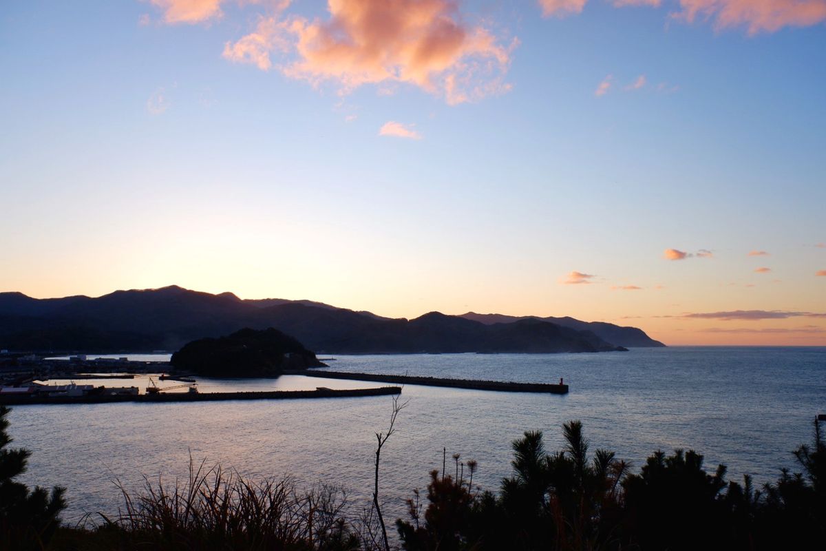 日本の夕陽百選
ゆうなぎの丘