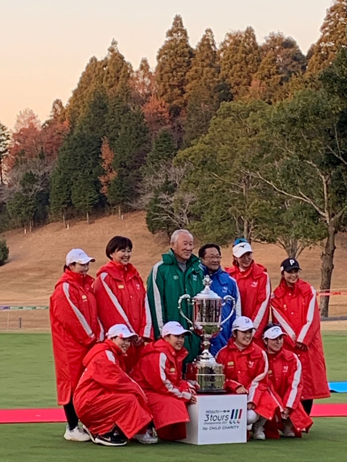 HITACHI3toursはLPGAが優勝🏆
その後、ヒルトン東京お台場で...